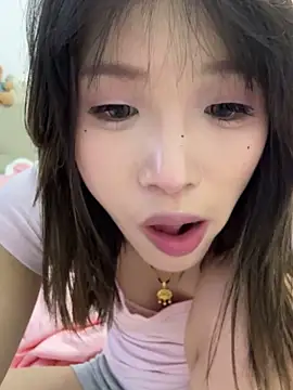 Meow_827 在線直播表演