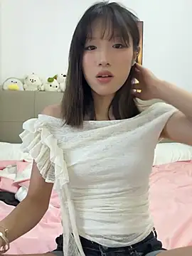Meow_827 在線直播表演