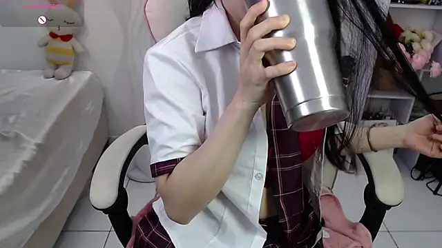 Živá chatovací místnost Mie_Mie21