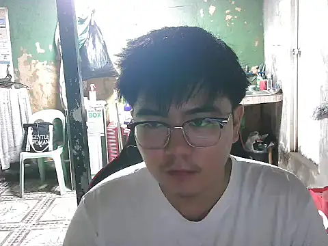Show modela kojima2001 na web-kameri