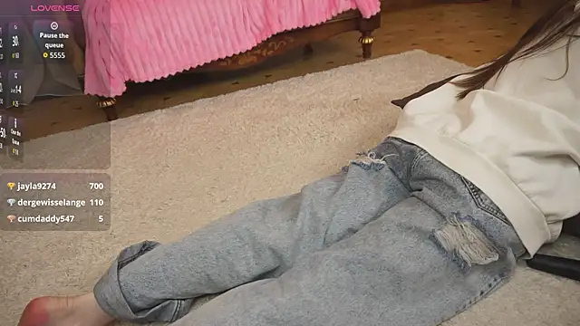 Nayeomy Adlı Modelin Canlı XXX Sohbeti