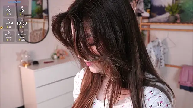 CherlyGussn Webbikameraesitys