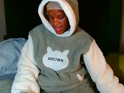 CaramelCandyxx's Live Chat Room