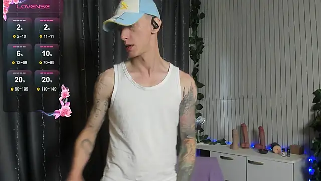 James2Inked 网络视讯表演