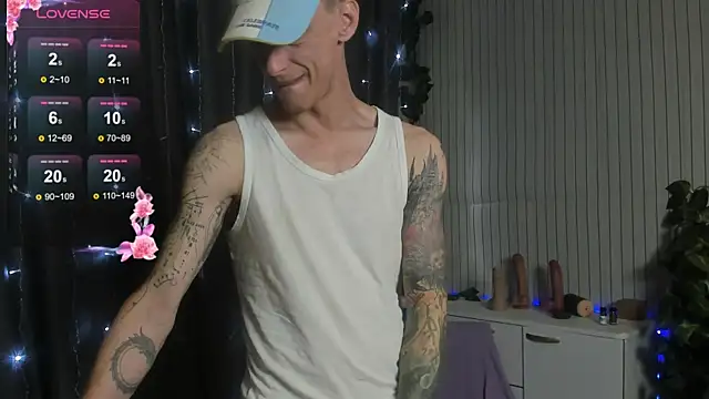 James2Inkedのウェブカメラショー