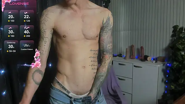 James2Inked Show in webcam