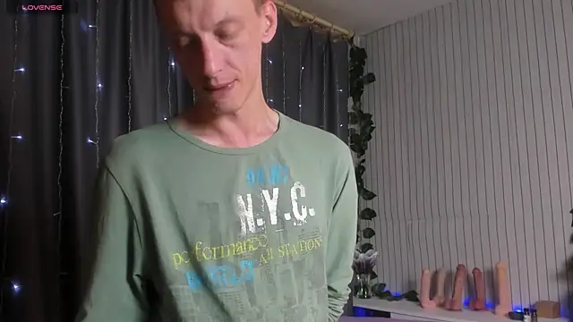 James2Inked webcam show