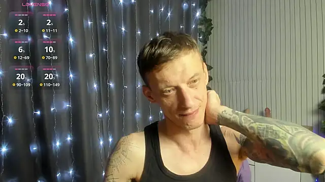 James2Inked Webcamshow