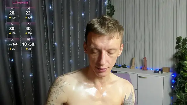 Pokazy przed kamerką – James2Inked