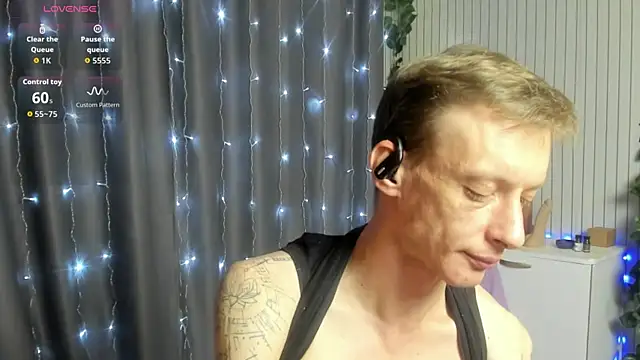 James2Inkedのウェブカメラショー