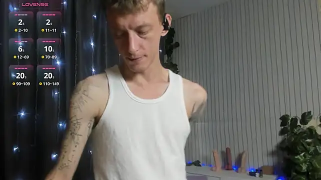 ع رض كام James2Inked