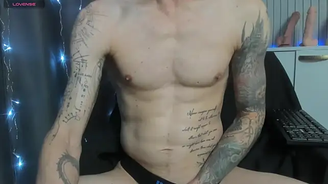 James2Inkedのウェブカメラショー