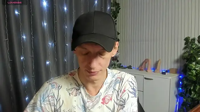 Вебкам-шоу James2Inked