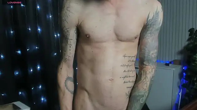 James2Inked Шоу с уебкамера