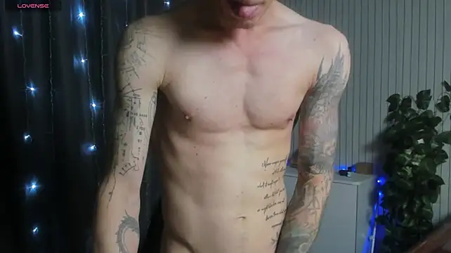 James2Inked Pertunjukan Webcam