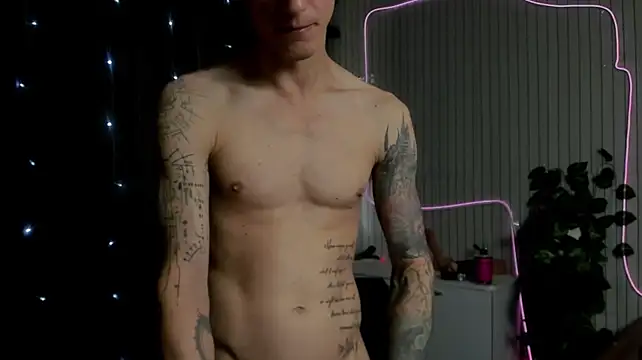James2Inkedのウェブカメラショー