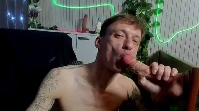 Webkamerová show James2Inked