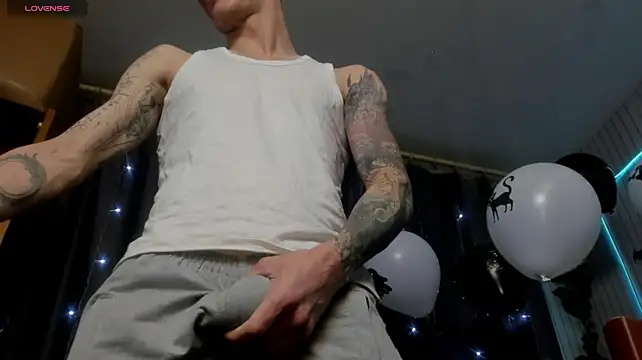 Вебкам-шоу James2Inked