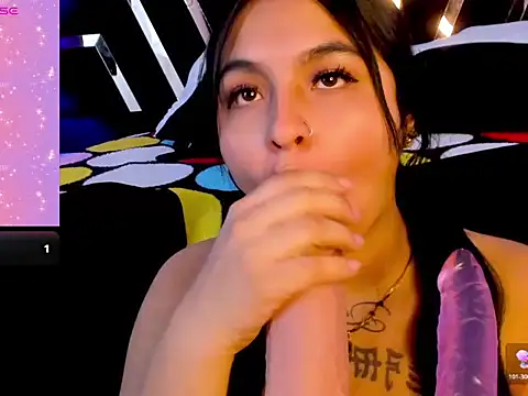 Webkamerová show queenheat_