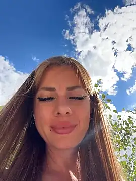 NyxBloomn Live XXX chat