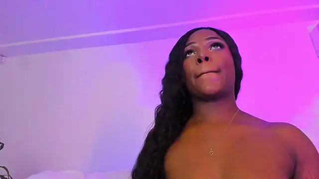 IrisJones_'s Webcam Show