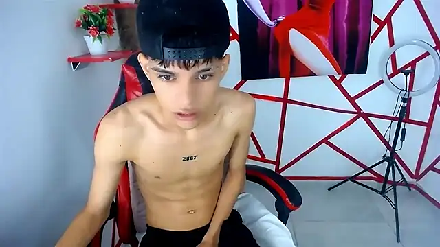 chris_evans77 Webcam-Show
