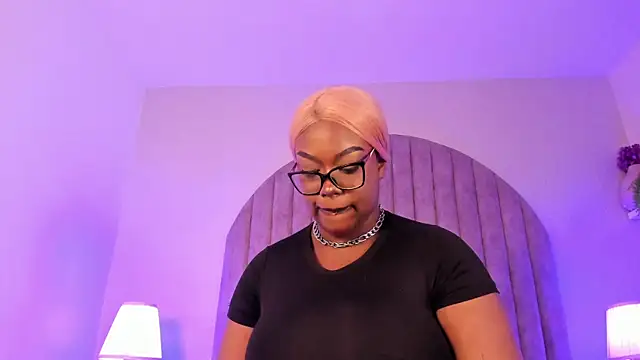 دردشة SUSAN-BLUE الجنسية المباشرة
