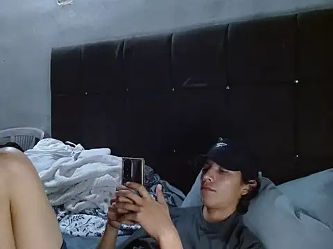 Show modela VAZAK na web-kameri