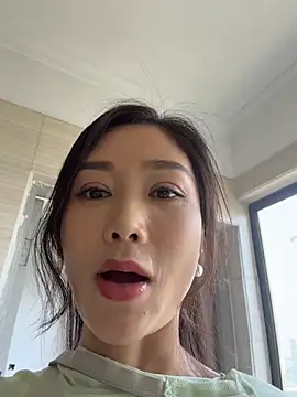 yuanpu0925 在線直播表演