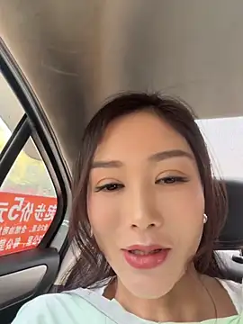 yuanpu0925 在線直播表演