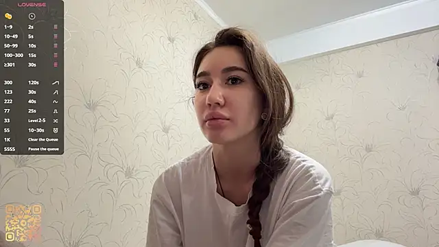 Sala de chat ao vivo de NamiLoon