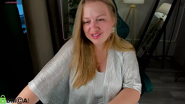 Chatroom XXX en direct de CleoXotie