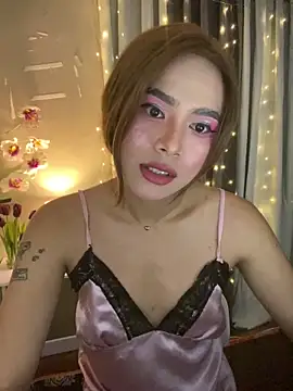 _Flirtyprincess_: διαδικτυακό σόου στην κάμερα
