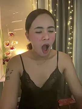 _Flirtyprincess_ Pertunjukan Webcam