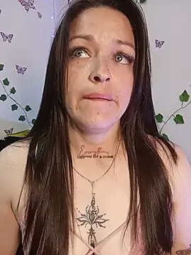 Czat XXX na żywo – Isa_bluee