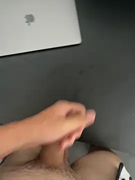 HUSIOM Pertunjukan Webcam