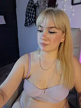 Chat XXX en directo de Carolina_2403