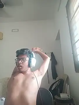 عرض كام letsplaygame
