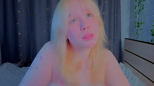 unburnedgirl Chat XXX live