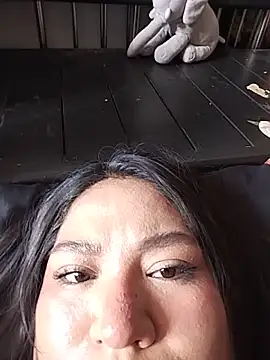 RominaRey – Naživo XXX chat
