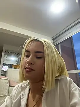 Онлайн чат XXX Miss_velvet_18