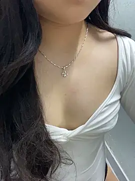 Rosecute11 Show in webcam