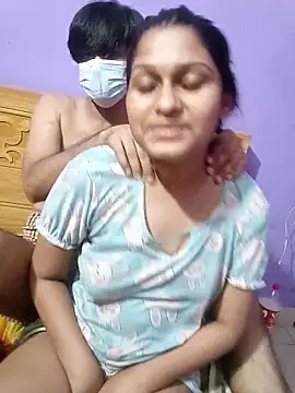 Jerin_Couple61n Webbikameraesitys