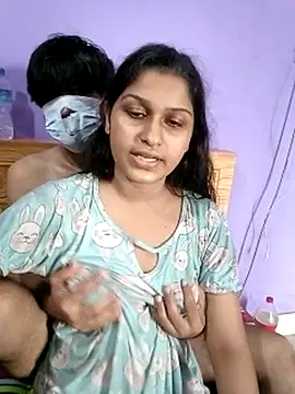 Jerin_Couple61 Show Webcam