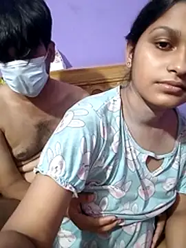 Jerin_Couple61n Webbikameraesitys