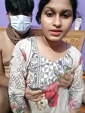 Show modela Jerin_Couple61 na web-kameri