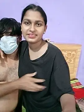 Jerin_Couple61n Webbikameraesitys