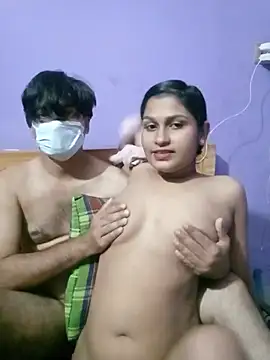 Jerin_Couple61n Webbikameraesitys