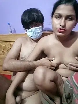 Show modela Jerin_Couple61 na web-kameri