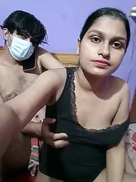 Show modela Jerin_Couple61 na web-kameri